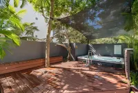 Ocean Breeze Resort Hotels in Noosa Heads