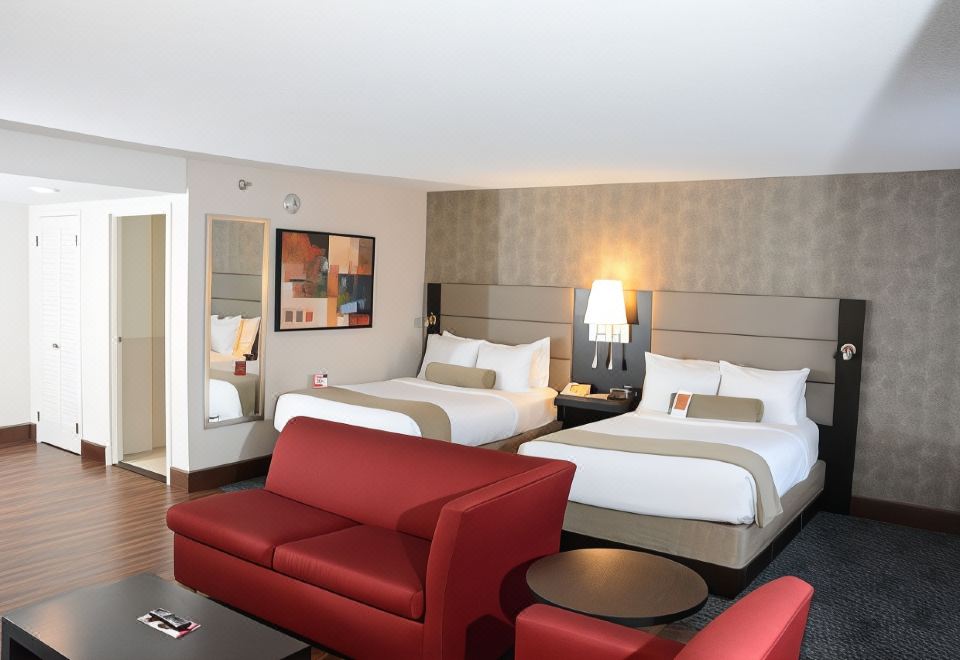 Crowne Plaza Stamford, an IHG Hotel