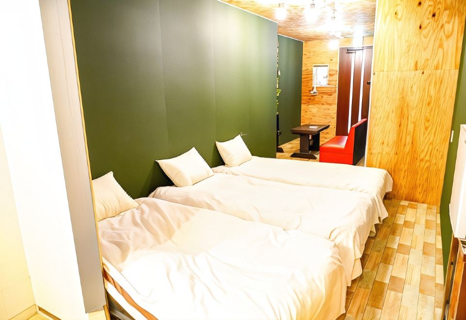 One Hostel Himeji - Housity