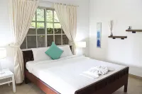 The Beach House โรงแรมใกล้Kep Lodge Chamka ចំការ កែបលុច