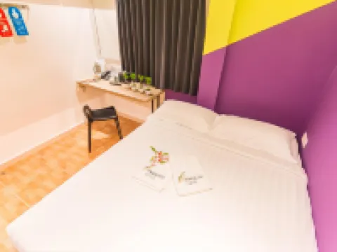 Fragrance Hotel - Balestier Các khách sạn gần Sân Bay Seletar