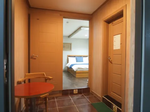 Hostel J Stay Seoul Myeongdong