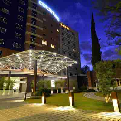 Courtyard Toluca Tollocan Hotel Exterior