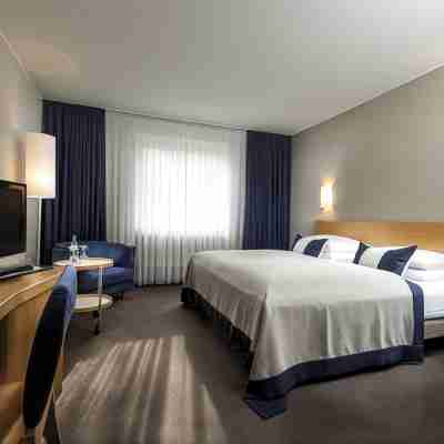 Wyndham Garden Potsdam Rooms