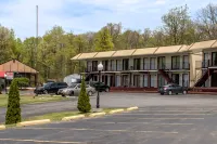Econo Lodge Inn & Suites Lake Harmony - Pocono Mountains Area Hôtels à : Kidder Township