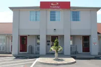 Econo Lodge Inn & Suites South Ξενοδοχεία στην πόλη Perkins Township