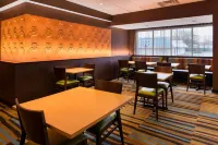 Fairfield Inn & Suites Utica Hotels in Utica