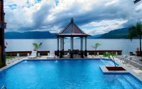 Samosir Villa Resort Hotels in Tomok