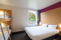 B&B Hotel Marne-La-Vallée Torcy 3 étoiles فنادق في تورسی