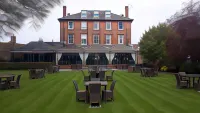 The Riverside House Hotel Hotel a Barton Mills