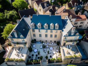 Hôtel Restaurant de Bouilhac- les Collectionneurs