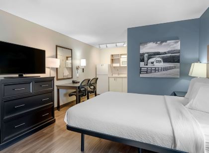 Extended Stay America Suites - San Francisco - San Mateo - SFO