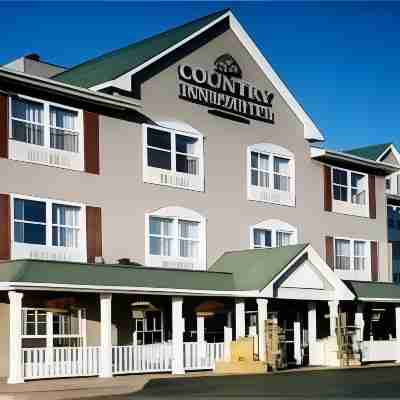 Country Inn & Suites by Radisson, Crystal Lake, IL Hotel Exterior