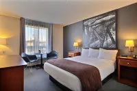 Super 8 by Wyndham Trois-Rivieres Hotels in Yamachiche