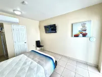 Le Bleu Bed and Breakfast Hotels in Providenciales