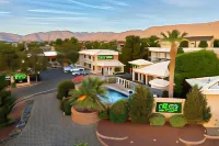 Pines Inn & Suites Hotels in Cottonwood