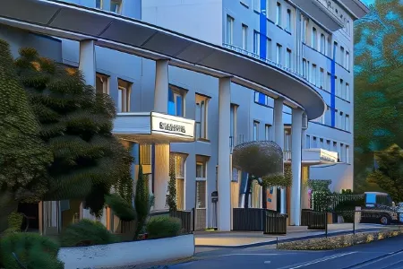 Cyan Hotel - Roissy Villepinte Parc des Expositions