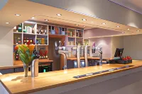 Celtic International Hotel Cardiff Airport - WiFi