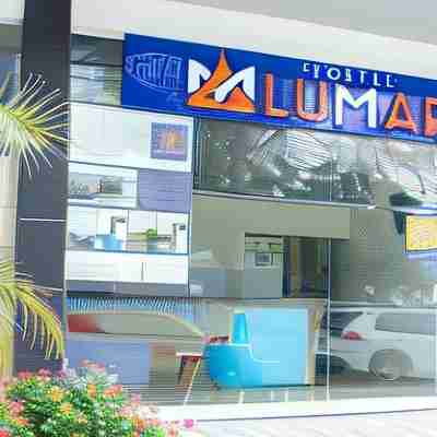 Hostal Lumar Hotel Exterior