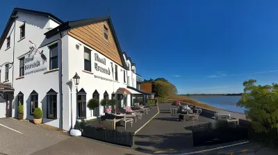 Shard Riverside Hotels in Little Eccleston-with-Larbreck