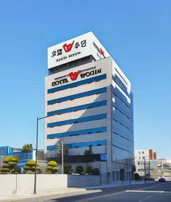 Hotel Wooin Hotels near Mokpo Natural History Museum