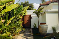Nomada Villas Hotels near Goa Bangkang Prabu