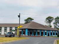 Days Inn & Suites by Wyndham Brinkley Hotels in Brinkley