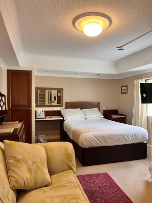Rose Tor Hotel