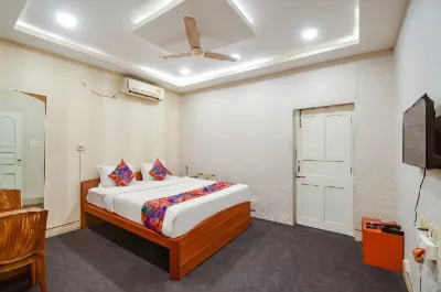 FabHotel Saltlake Regency - 14km from Anandlok Hospital CRPF 캠프 아일랜드 주변 호텔