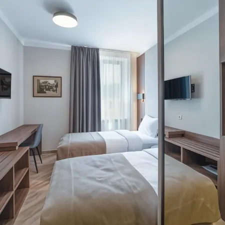 Hotel Old Wall