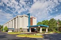 Hampton Inn Peachtree Corners/Norcross Hotels near Action Bartending School
