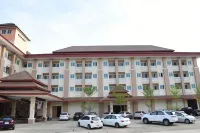 Butnamtong Hotel Hotels in Chomphu