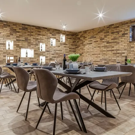 Pilger Apartments