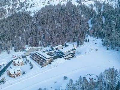 Nira Alpina
