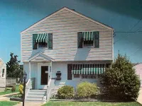 2 BR House Beach Haven Centrally located