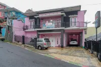 RedDoorz Syariah near Telaga Warna Dieng Hotel dekat Gunung Prau Patak Banteng