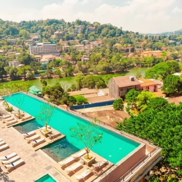 Thilanka Hotel Kandy Hotels near Raja Museum
