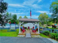 Exit 5 Resort & Condominium Hotels in Saco