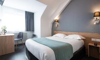 Le Paris Brest Hotel