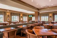 The Glen Club Hoteles en Glenview