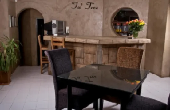 法崔茲旅館及 Spa