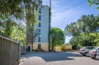 Hotel Real Hotels in Osmannoro