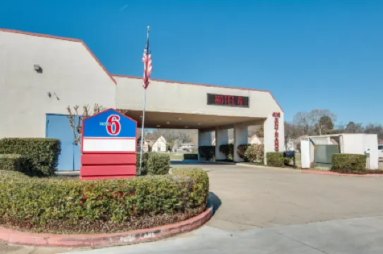 Motel 6 Longview, TX - North