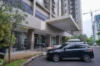 RedLiving Apartemen Podomoro Golf View - Room 37 Tower Balsa Hotel dekat Lapangan Cikeas Bogor Putrs