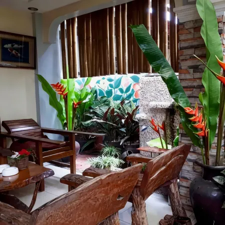 Casa Maria Отели рядом с достопримечательностью «Лонг Хуа Темпл»