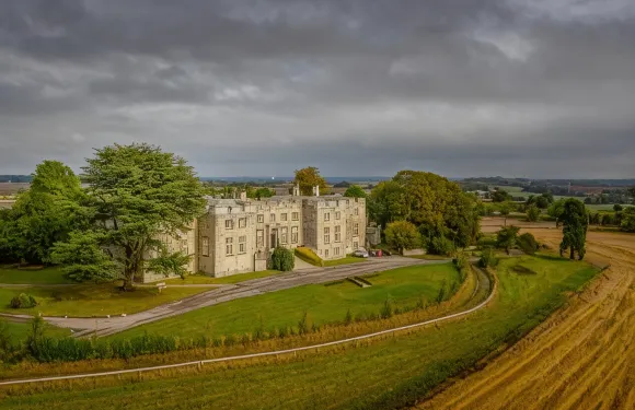 黑茲爾伍德城堡水療酒店