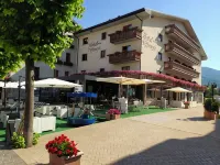 Hotel Tiffany's Hotels in Castel di Sangro