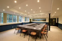 Horizons Lake Jindabyne Hotels in Jindabyne