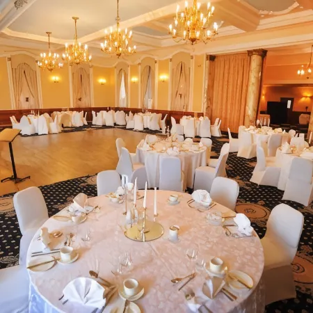 Golden Lion Hotel