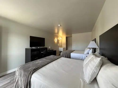 Four Sevens Motel Hotels in Ely